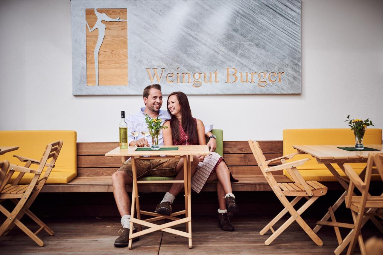 Отель Weingut Burger Kalladorf Экстерьер фото